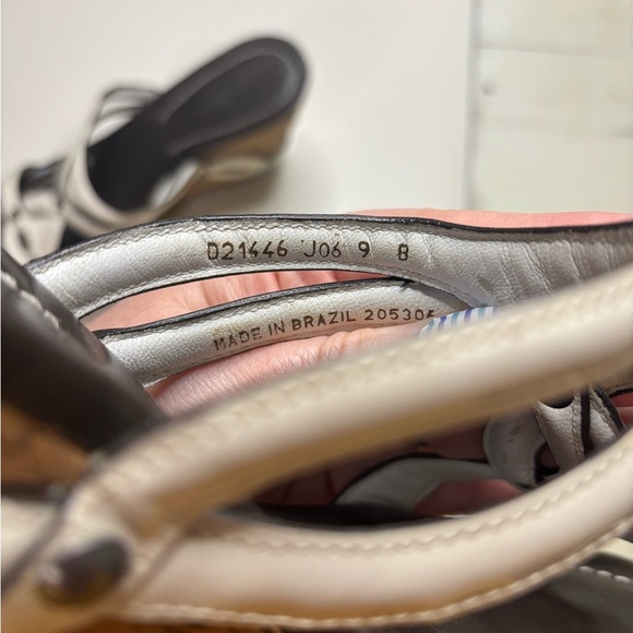 COLE HAAN White Wedge Cork Platform Sandals Womens Size 9 Slip On Shoes - Picture 6 of 7